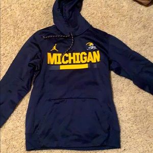 Men’s Nike-University of Michigan hoodie